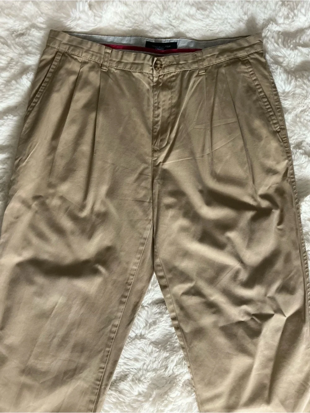 Tommy Hilfiger Men’s Pleated Chino Pants in Khaki